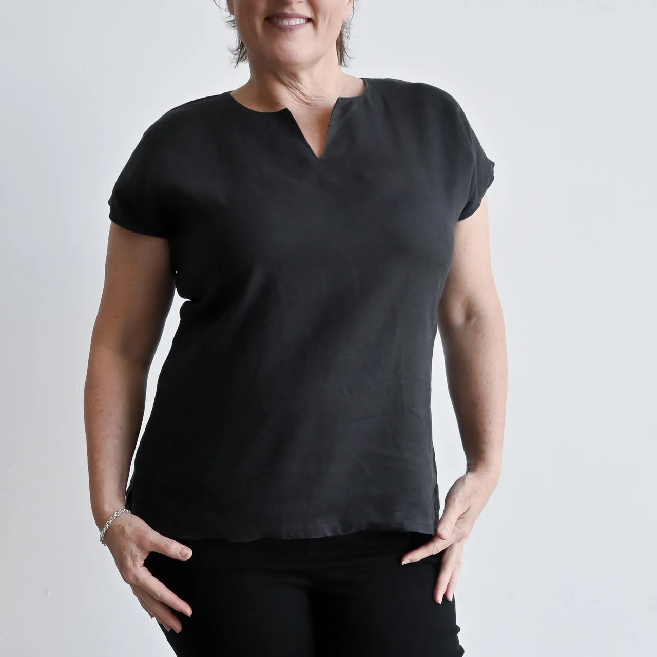 Kobomo Linen Sari Top - Charcoal Black